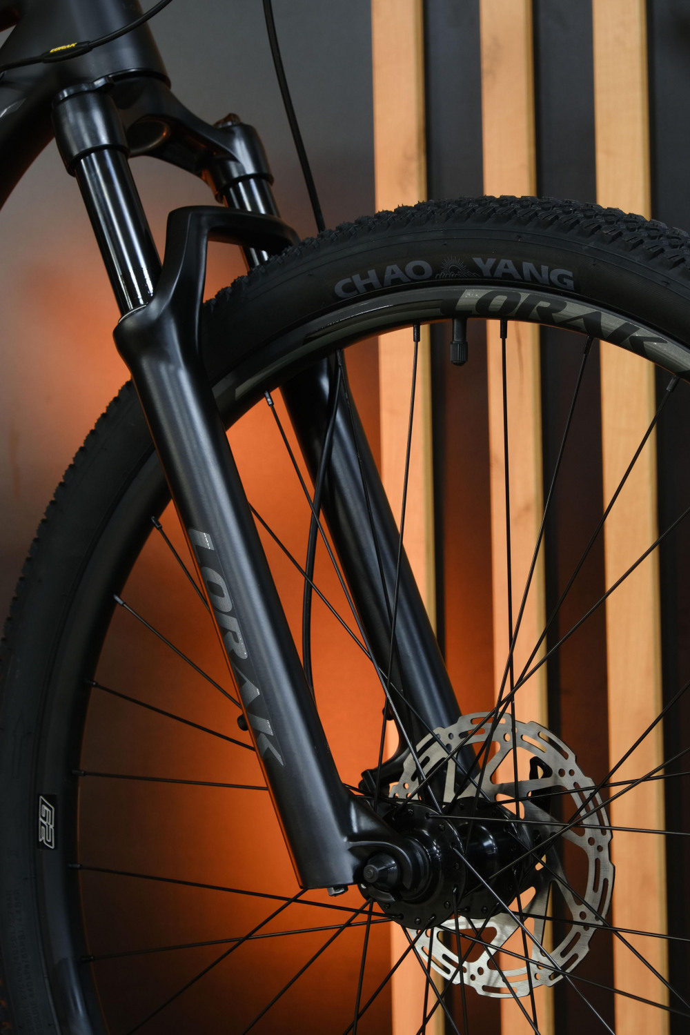 LORAK Sel 9450 SE Матовый Чёрный рама 17 (на рост 155-173)