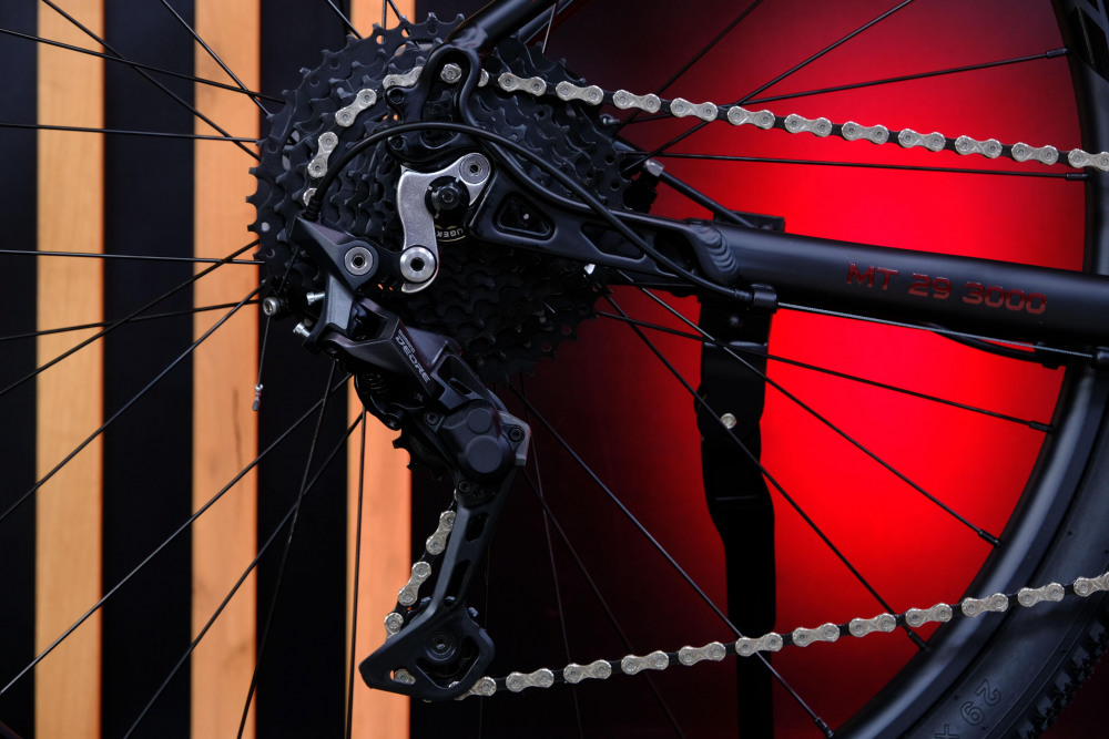 LORAK MT 29 - 3000 Матовый Чёрный/Красный рама 19 (на рост 172-183)