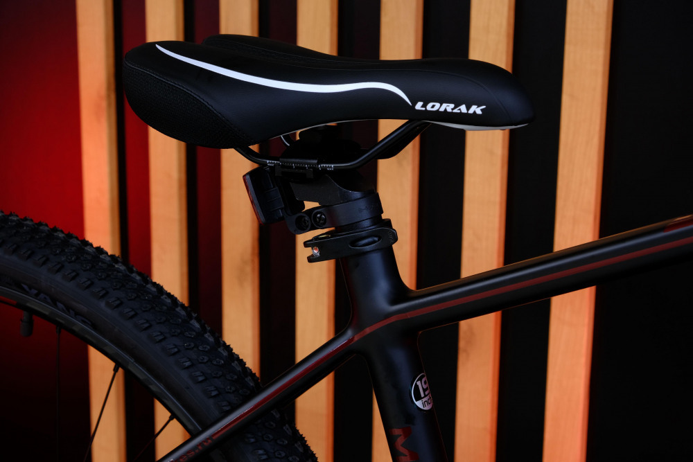 LORAK MT 29 - 3000 Матовый Чёрный/Красный рама 19 (на рост 172-183)